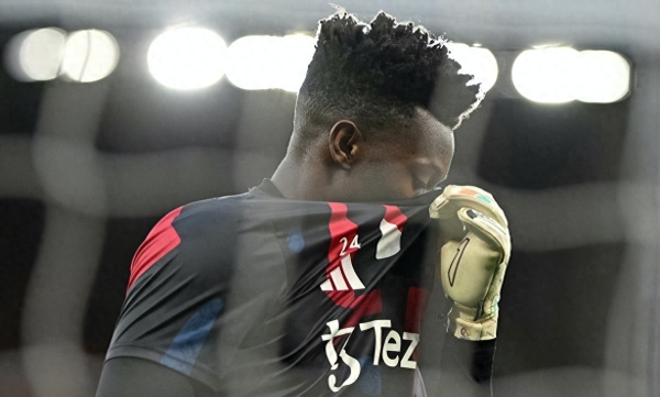 喀麦隆队输球, 球迷再叱咤奥纳纳是“史上最渣”门将