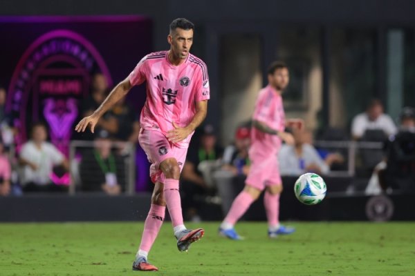 马斯切拉诺：布斯克茨退役令东说念主缺憾，他异日彰着会成为解释