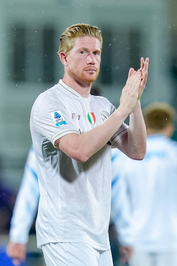 德布劳内：就比赛作风而言，霍伊伦和哈兰德很雷同