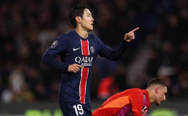 队报：李刚仁当天摄取伤情查抄，欧冠能否出场存疑