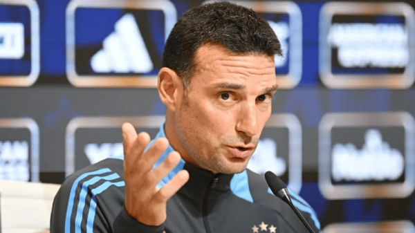 斯卡洛尼: 终末一刻才会敬佩宇宙杯名单, 我将不绝查验球员