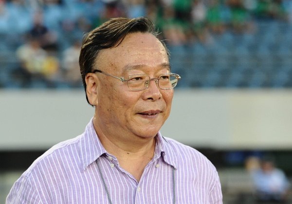 石雪清谈张卓毅青训纠纷：嗨球行为不违纪，但这种悲催弗成再发生