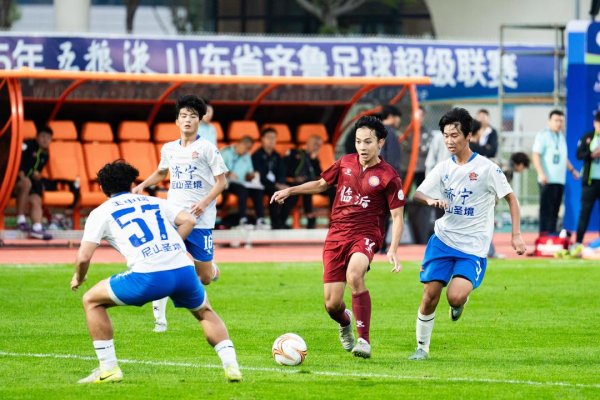 双双晋级！临沂足球燃动王人鲁超赛，“赛事之城”再添荣光