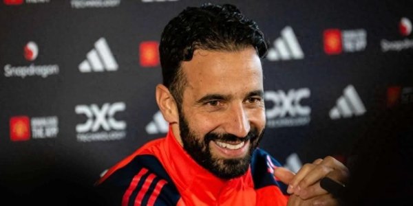 曼联为连接信任阿莫林找到原理：球队多项数据位列英超前茅