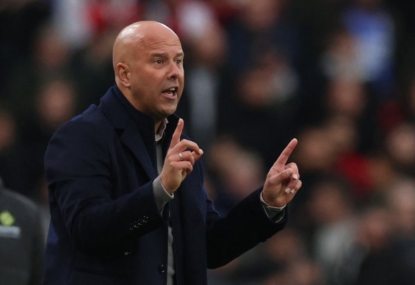 闭幕4连败！斯洛特：伊萨克刚来时确切没考试 咱们今天能压迫敌手