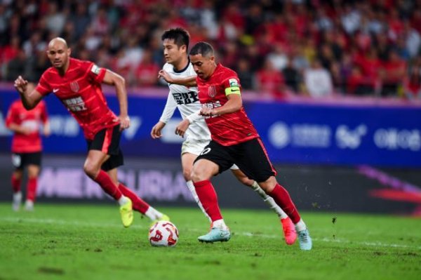 【中超】杨明洋破门罗慕洛立功 蓉城3比1梅州