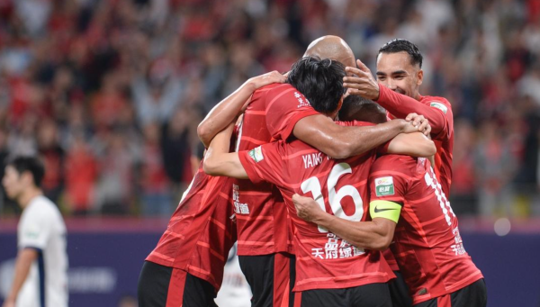 一场3-1，让中超争冠大乱，前2只差2分，成齐蓉城紧追领头羊