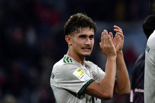 官方：比朔夫当选拜仁3-0勒沃库森全场比赛最好球员