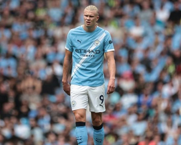 公约至2034年！英媒：哈兰德过去思去西甲踢球，皇萨齐成心引进