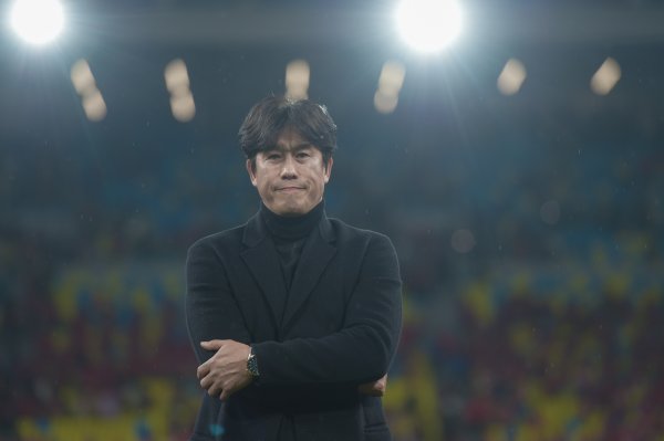 足球报：蓉城与海港差距虽收缩到1分，但争冠主动权仍未回得手上