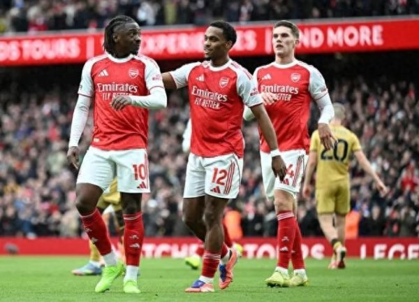 “定位球之王”不怕苦日子 阿森纳小胜稳住了好场面