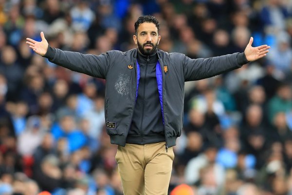 跨越庞杂! 曼联上赛季踢9轮后拿11分排第14, 本年拿16分暂列第4