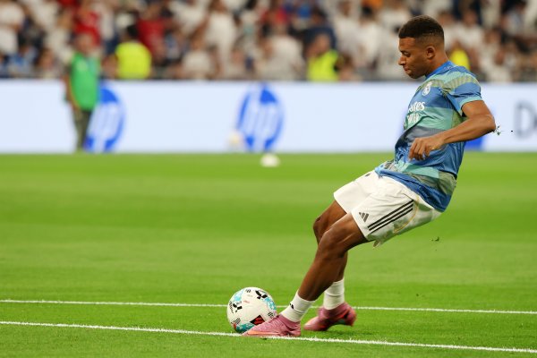 记者：姆巴佩无需进行任何检讨，将随皇马备战埃尔切