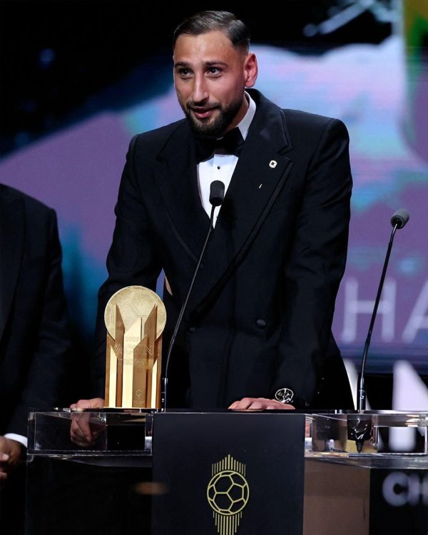 多纳鲁马: 我为这份荣誉感到很自傲;道贺登贝莱获取金球奖