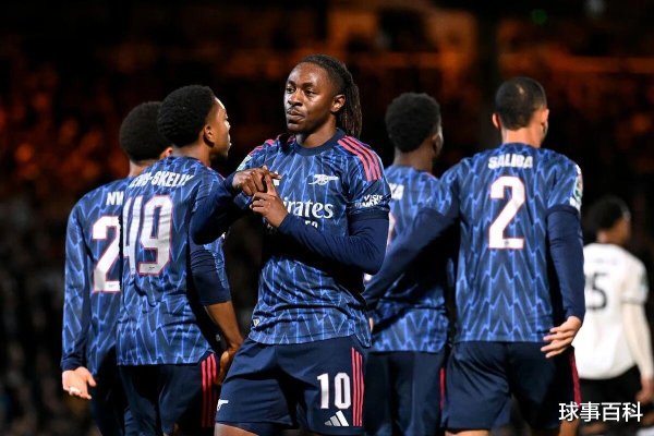 天生10号位! 枪手新援连场爆发 他让塔帅找到中路谜底