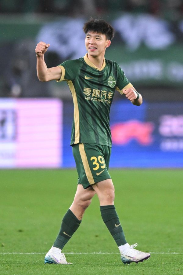 王钰栋留洋第1步！签约欧洲经纪公司，半年气派剧变，已收到邀请