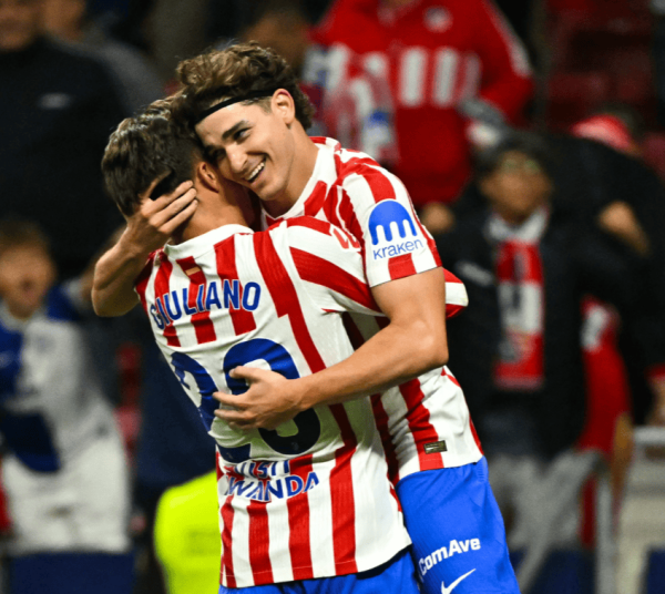 小西蒙尼本场数据: 1次助攻, 1次过东说念主, 错失3次良机