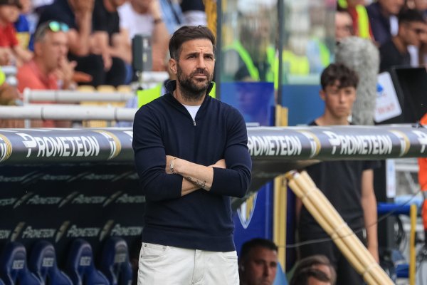 贝尔戈米：法布雷加斯让我印象潜入，他的战略显著并让比赛更开通